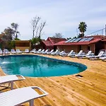 Toll Garden Hotel