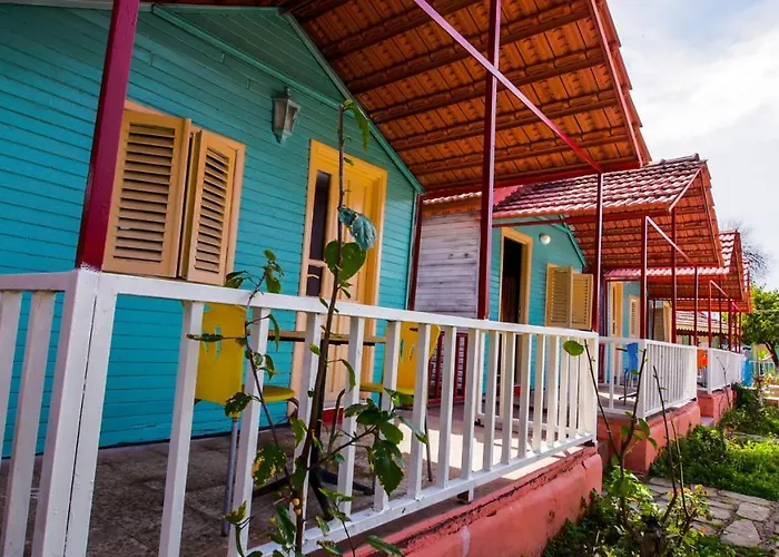 Toll Garden 3* סייד